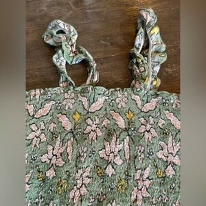 Floral Printed Fitted Tank Top Size XS By Aerie in EUC Super Cute Fit